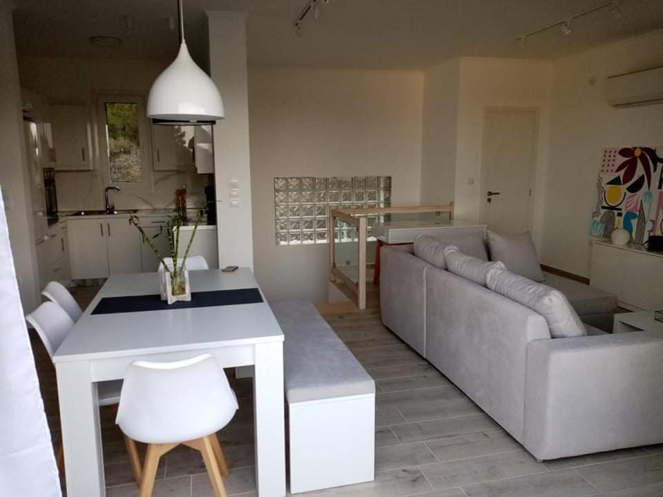Nera'S View Apartment Epidaurus Ngoại thất bức ảnh